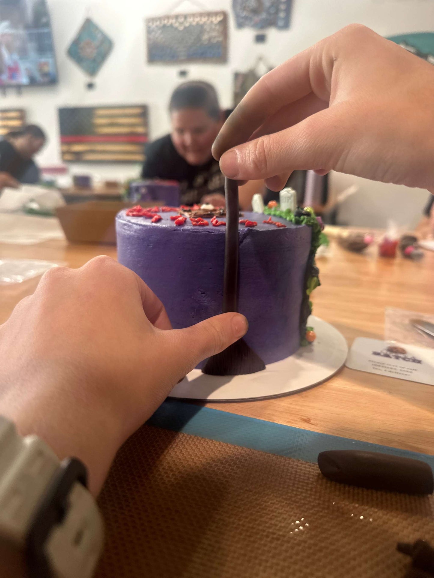 Candle Making & Cake Decorating Workshop – October 26, 2025 at 2:00pm