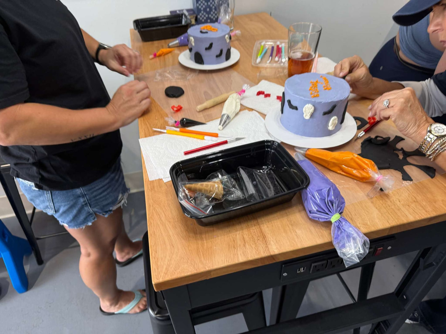 Candle Making & Cake Decorating Workshop – January 11, 2026 at 2:00pm